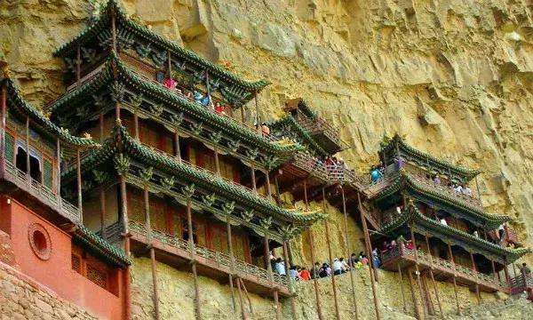 《速出奇观》玩法流程攻略（揭秘天神镇的冒险之旅）