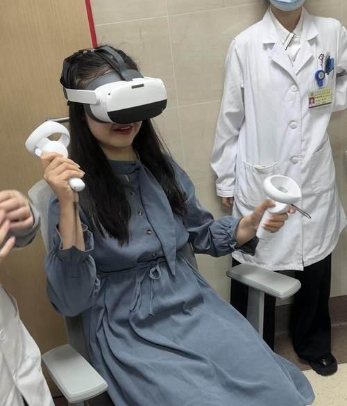 虚拟现实女友游戏攻略（逼真交互、情感体验、游戏成就，一键拥有完美女友）