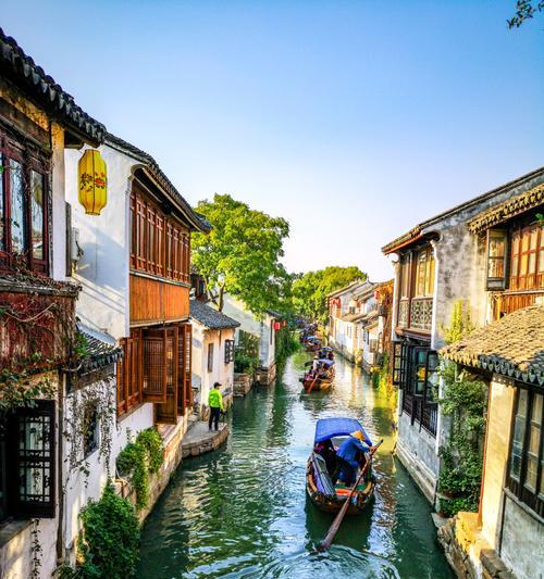 周庄攻略（解密周庄最强出装搭配，让你在战场上无往不胜）