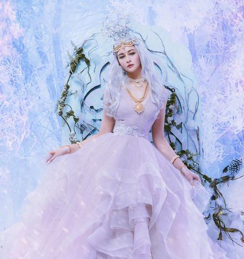 迷你世界冰雪女王游戏攻略大揭秘（冰雪女王游戏攻略全面解析，助你成为冰雪王国的统治者！）