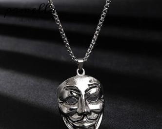 无CD小丑盒子出装攻略（让你的小丑盒子在战场上无坚不摧，精准打击敌人）