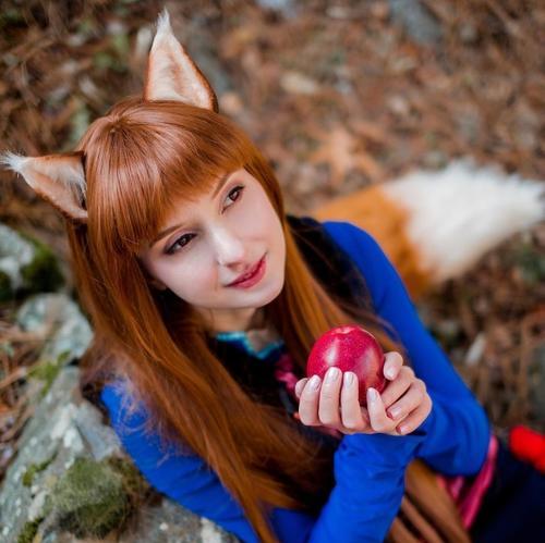 《追寻美丽，莺飞攻略》（挖掘内外兼备的正妹之道）