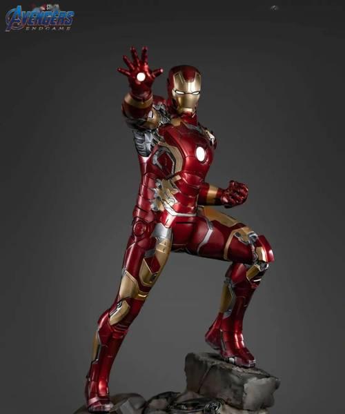 小丑九头蛇出装攻略大揭秘！（探寻最新九头蛇出装方案，让你在游戏中无往不利！）