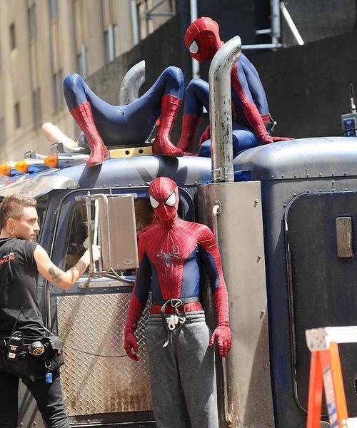 无球不欢！《街球艺术》双麦阵容纵横新赛季（以游戏为主，打造最强球队）