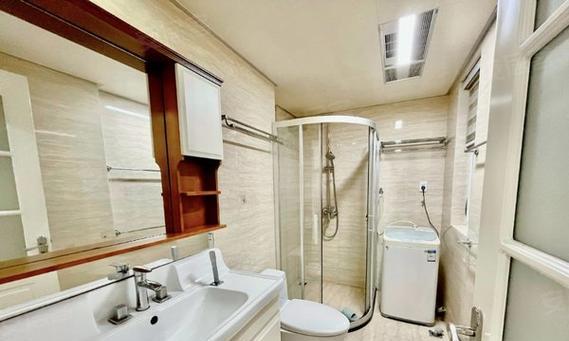 曙光之城1.1攻略（解锁秘密、战胜怪物，畅享真实的虚拟体验）