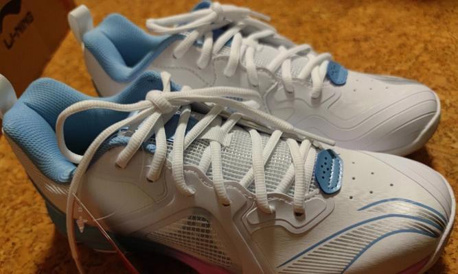 以刘禅三双鞋出装攻略（掌握刘禅三双鞋击败对手无忧）