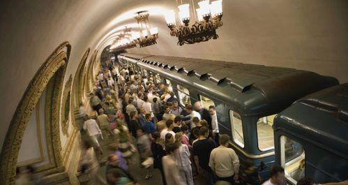 以斯大林地铁2攻略大全（打破记录、探索未知，助你成为最强地铁玩家！）