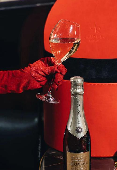 大宝王子最新出装攻略剖析（打造最强大宝王子的关键装备和技巧）