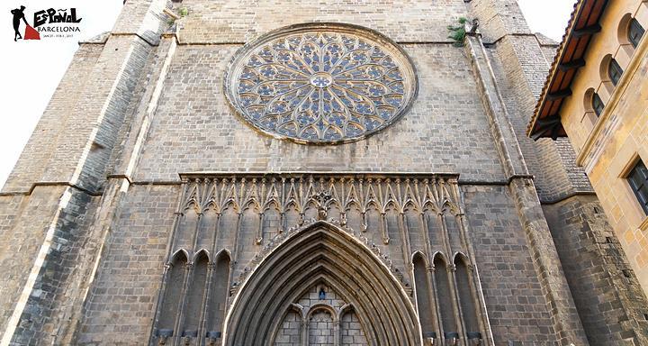 探秘伦敦圣玛丽教堂的文化遗迹（探索世界历史古迹，畅游伦敦圣玛丽教堂）