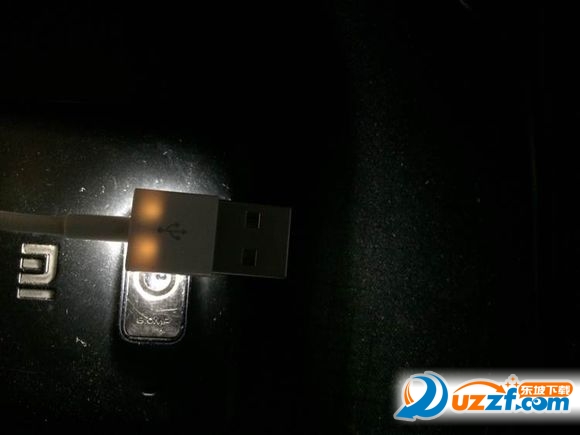 教你辨别Iphone数据线真假   辨别Iphone数据线真假的技巧