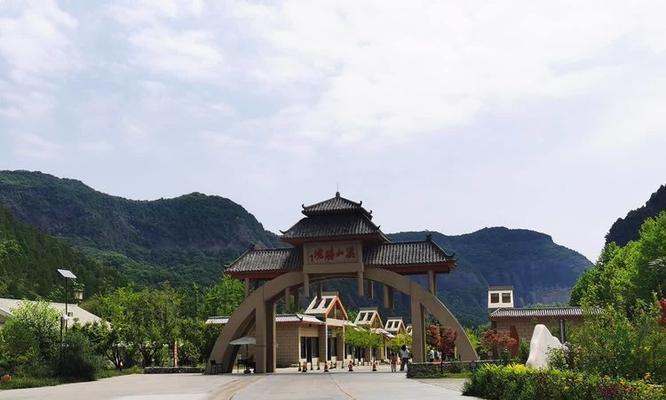 探索溪山胜境，尽享亲子乐趣（以带娃攻略游戏为主题，畅享户外家庭冒险之旅）