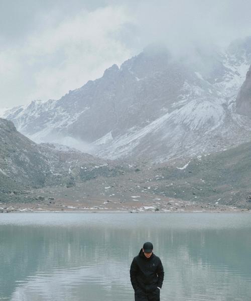 6.83d版本出装攻略（掌握版本变化，打造最强英雄装备）