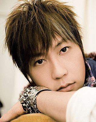 怎么用PS把眼睛变大 PS小眼变大眼简易教程