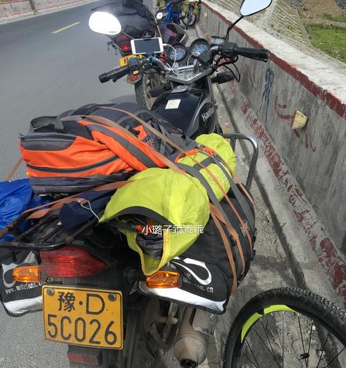 掌门大哥璐璐的完美出装攻略（一位高手的装备之道，让你战无不胜）