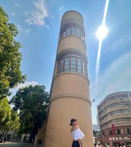 老爸冷饮店攻略（品味冰爽，享受夏日的美好时光）