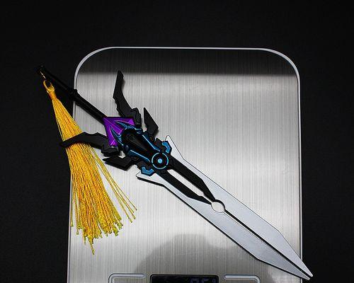 花木兰和李白出装攻略大揭秘（帮你选择最强出装，登顶荣耀王者！）