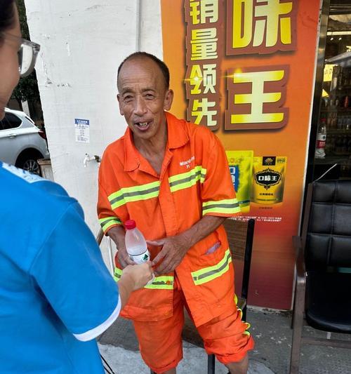 爱心守护者出装顺序攻略（打造无敌辅助，成就胜利之路）