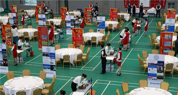 探索矿山之旅（挖掘矿山宝藏的秘诀与旅行规划指南）