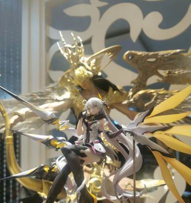 玩转崩坏3，空之律者带你飞（探究空之律者的魅力，解析其实力及特点）