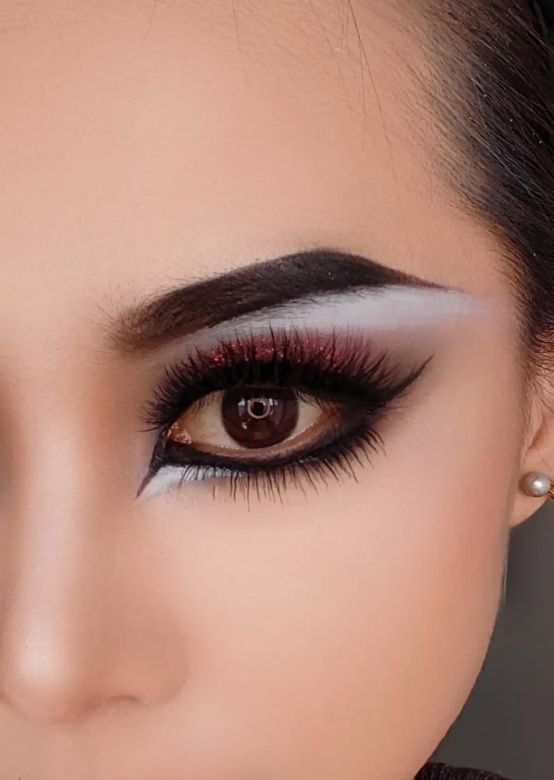 阿泰全装攻略（一文掌握阿泰全部出装攻略，成为最强战士！）