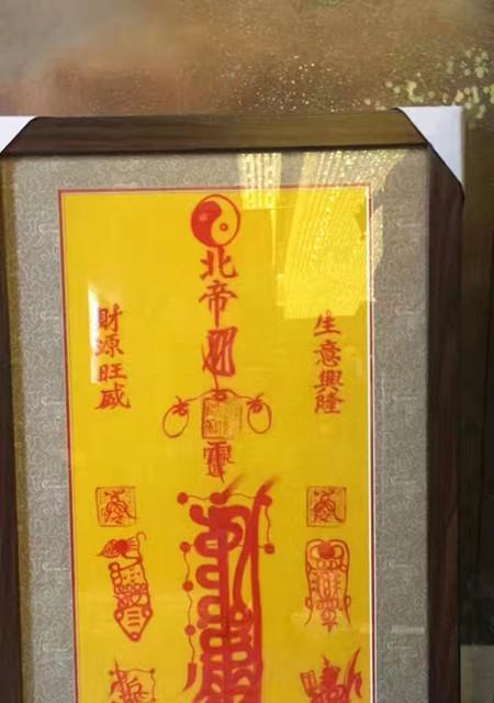 白银果实的秘密（探索海贼王世界中的珍贵力量，成为顶尖的海贼王！）