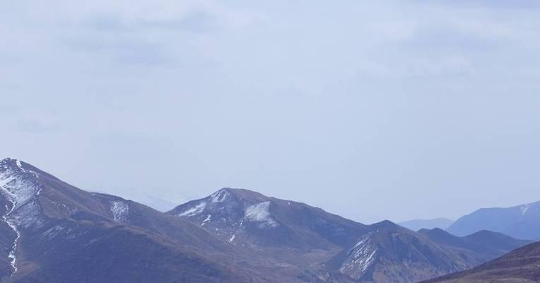 《啪啪三国四圣石攻略大揭秘》（游戏技巧、升级策略、招募指南等一应俱全，助你成为最强玩家！）