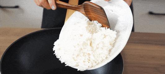 金龙飞机出装攻略大全（打造无敌战机的关键步骤与技巧）