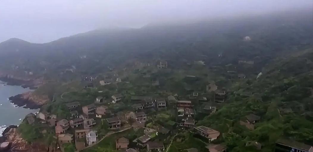 揭秘鬼村异事游戏攻略（探索恐怖谜团，解开鬼村迷局）