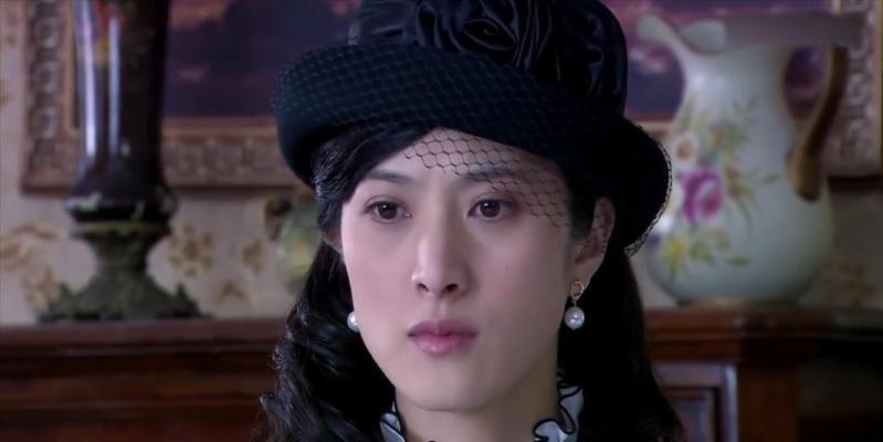 公主逃离孤岛（勇敢公主敢于逃脱，谁能阻止她的脚步！）