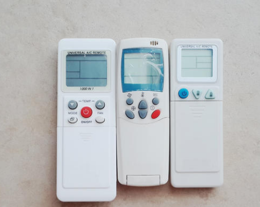 空调万能遥控器怎么使用 空调万能遥控器怎么设置才能用 空调万能遥控器怎么使用 空调万能遥控器怎么设置才能用