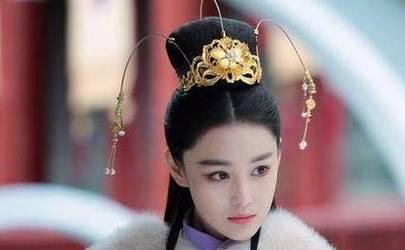 刘备貂蝉铭文出装攻略（如何通过铭文配置和出装打造强力的刘备貂蝉组合）