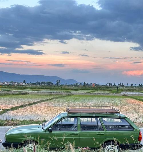 夏日魅影（夏日玩乐指南，带你领略盛夏晚晴天的无限魅力）