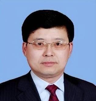 武大天赋出装攻略（揭秘武大天赋如何选择出装，让你成为真正的巅峰玩家！）