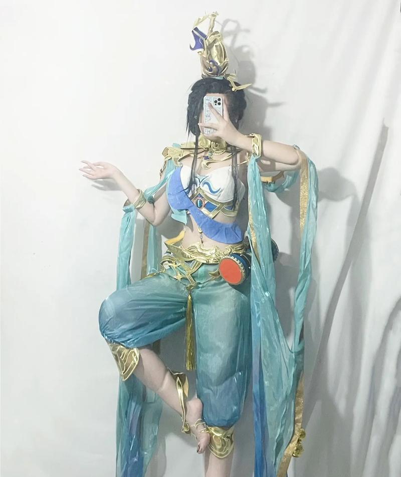 《国服貂蝉攻略及出装推荐》（掌握最佳攻略，打造无敌貂蝉！）