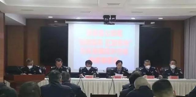 白银2技能提升攻略（成为白银2的王者，从技能开始！）